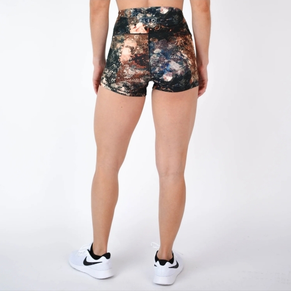Fleo Pants - FLEO 3" Short High Rise Size:Small